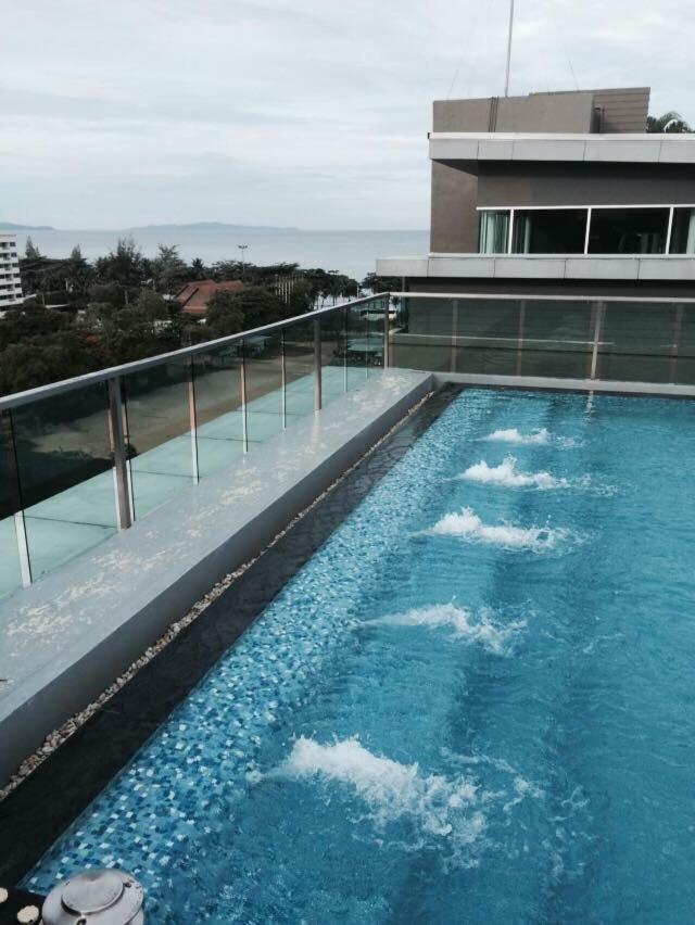 Gallery D Jomtien Esterno foto